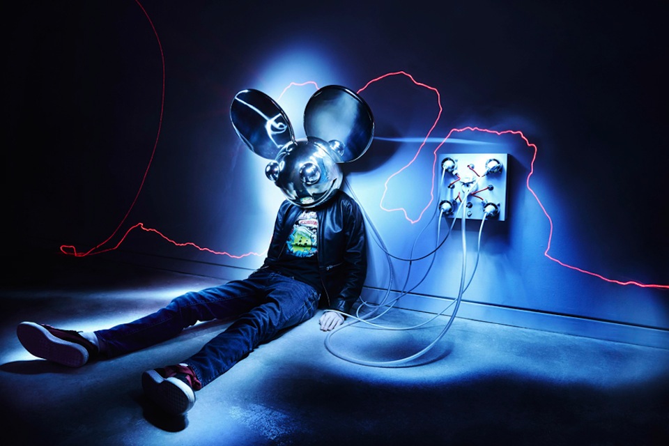 デッドマウス、本日発売のニュー・アルバムの全曲音源がYouTubeに 