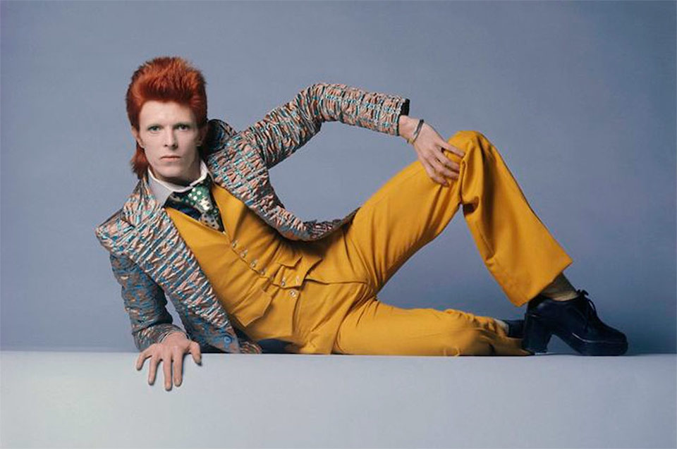 デヴィッド・ボウイ、今月オークションに出品されたアーカイヴ写真の