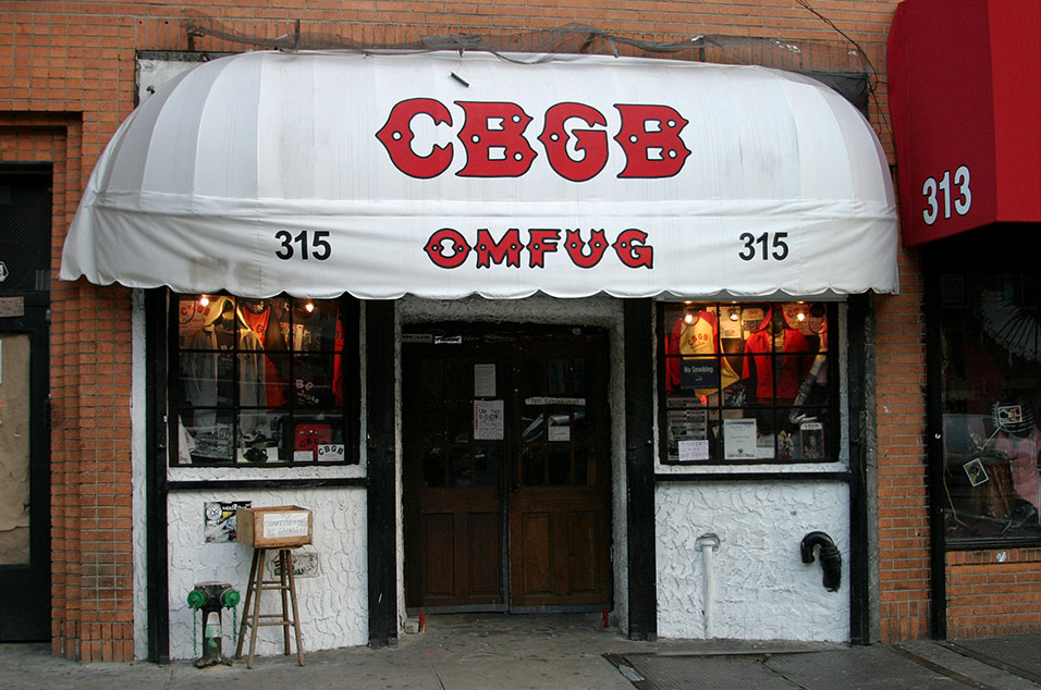 NYの伝説的ライブハウス、CBGBが米空港内にレストランとして再オープン