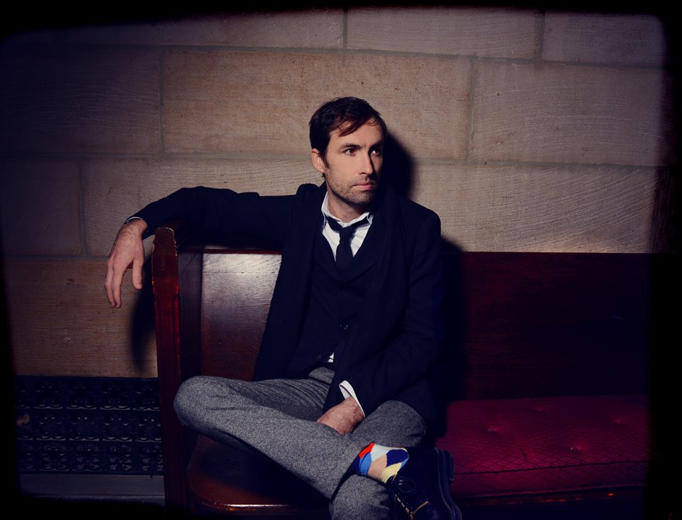 アンドリュー・バードとフィオナ・アップル、米テレビに出演してパフォーマンスを披露 NME Japan