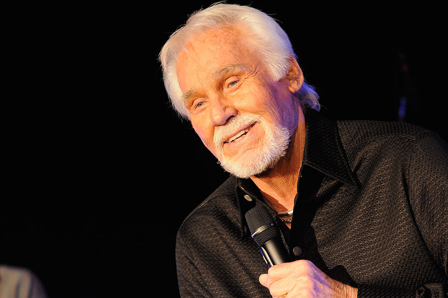 ケニー・ロジャース、2017年に音楽から引退することを発表 NME Japan