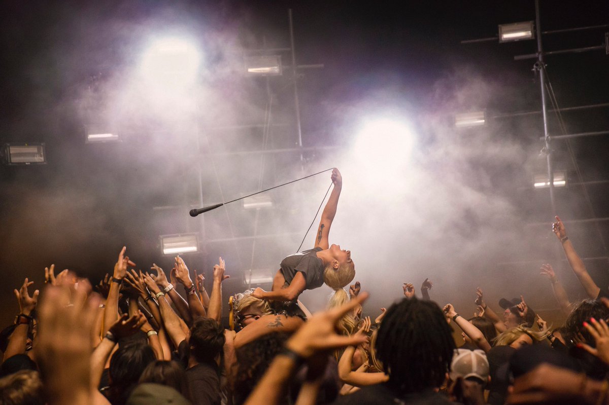 レディー・ガガ、カープール・カラオケの出演映像が公開に NME Japan