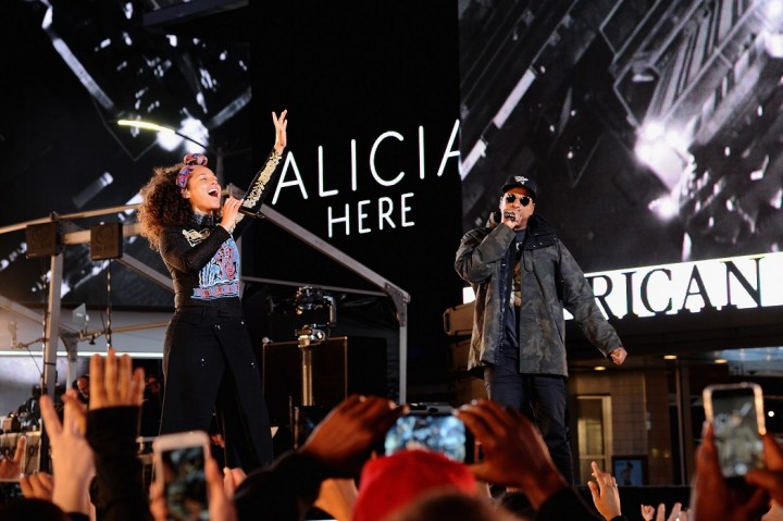 Gary Gershoff/Getty Images for Alicia Keys)