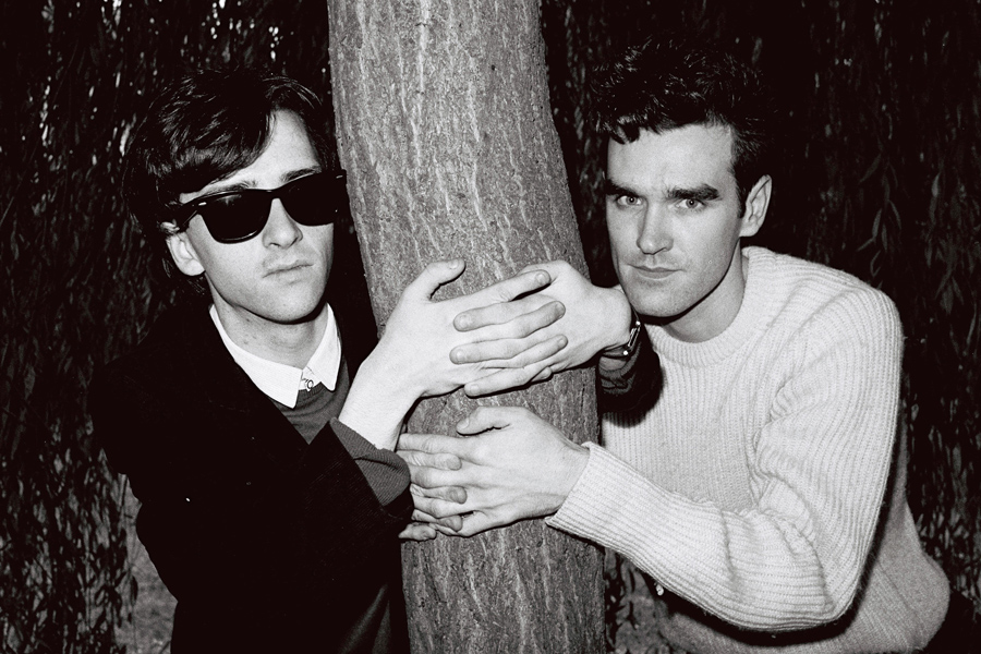 Johnny Marr talks about why he's not in a "close relationship" with Morrissey thumbnail