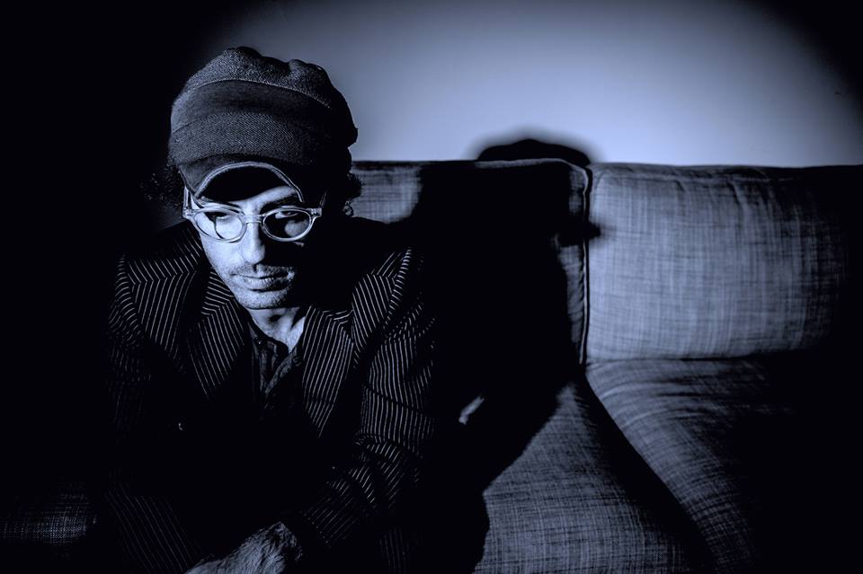 クラップ・ユア・ハンズ・セイ・ヤー、来年2月に新作をリリースすることを発表&新曲を公開 NME Japan