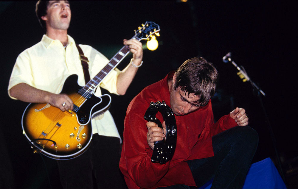 リアム・ギャラガー、『ビィ・ヒア・ナウ』の悪評はノエルのせいと語る