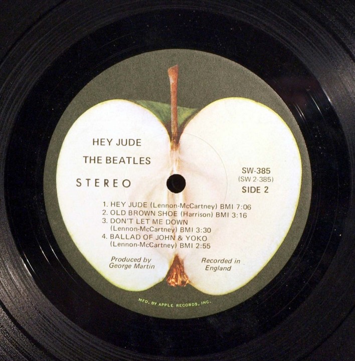 ビートルズ、“Hey Jude”のシングル盤がポルノ的だとしてリリース