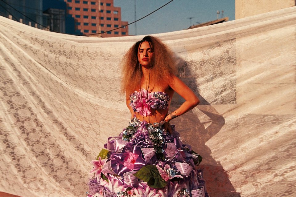 エンプレス・オブ、4月に新作をリリースすることを発表&新曲のミュージック・ビデオも公開 NME Japan