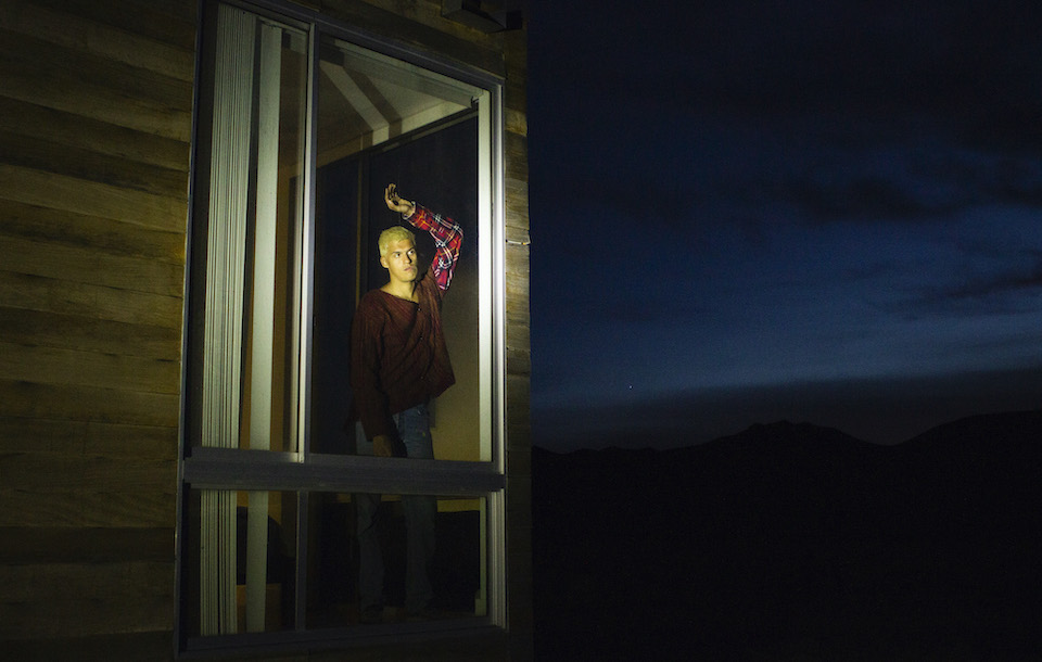 オマー アポロ ルエル参加の新曲 Want U Around が公開 Nme Japan