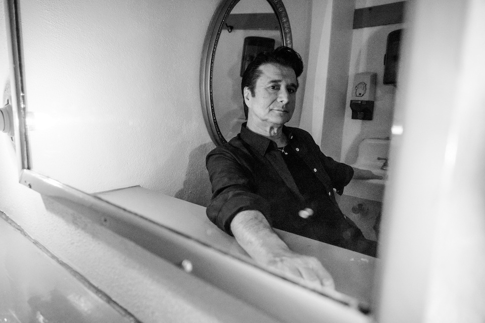 StevePerry_PressPhoto_Credit_M