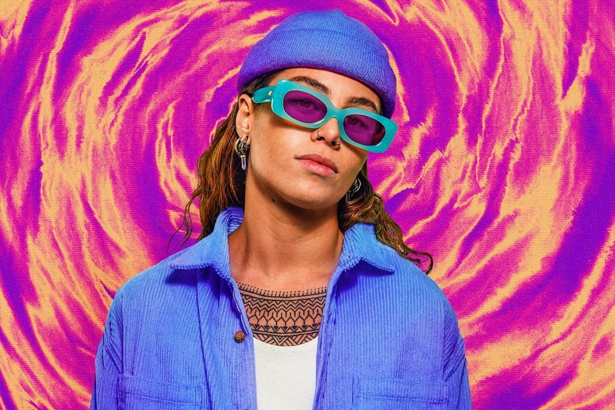 タッシュ・サルタナ、ニュー・シングル“James Dean”がミュージック・ビデオと共に公開 NME Japan