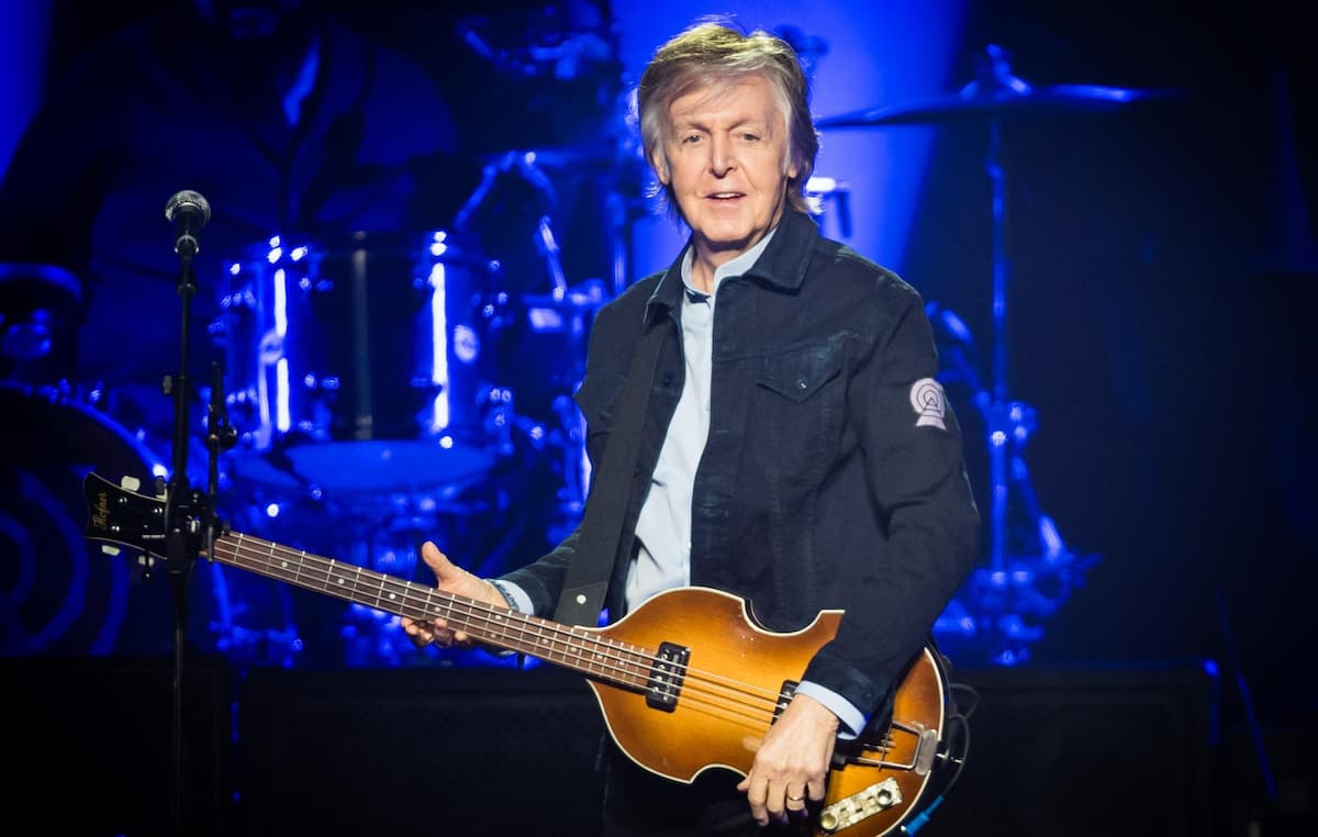 Paul McCartney tells his grandson that playing a song doesn't show any interest thumbnail