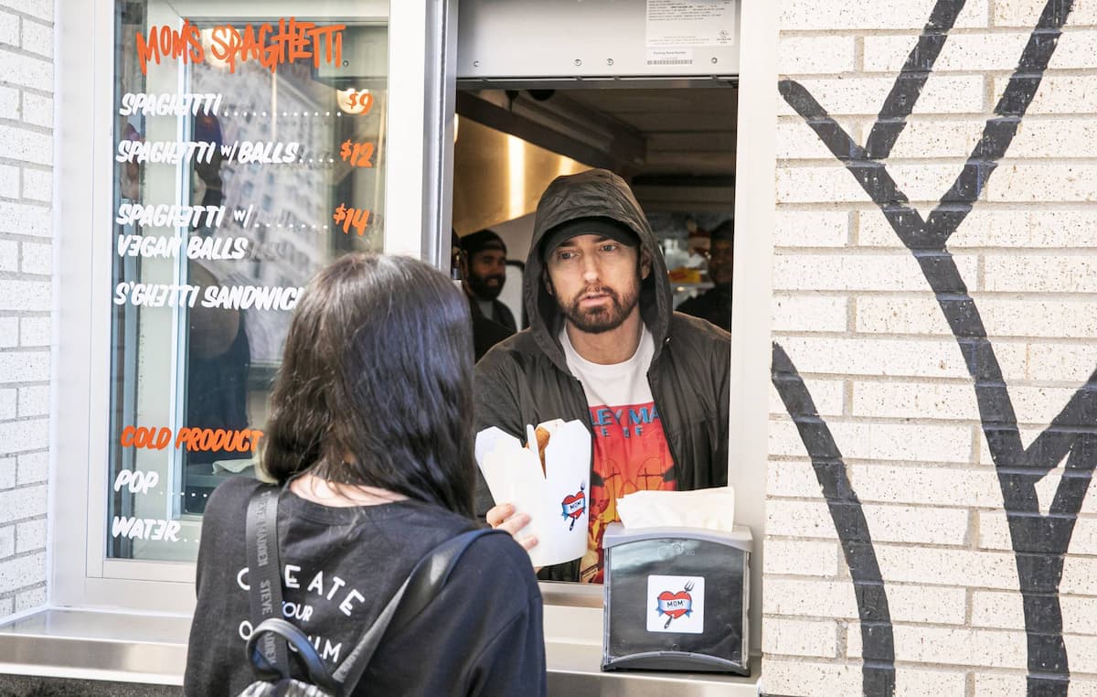Surprise visit to pop-up shop opened in Eminem, Detroit thumbnail
