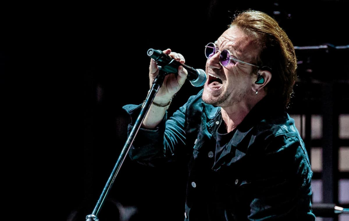 U2のボノ、自身のバンド名を気に入っていないと語る | NME Japan
