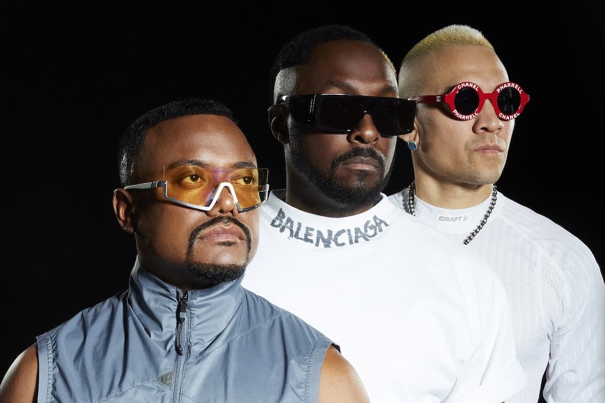 Black Eyed Peas, J. Rey Soul - DOUBLE D'Z (Official Music Video) 