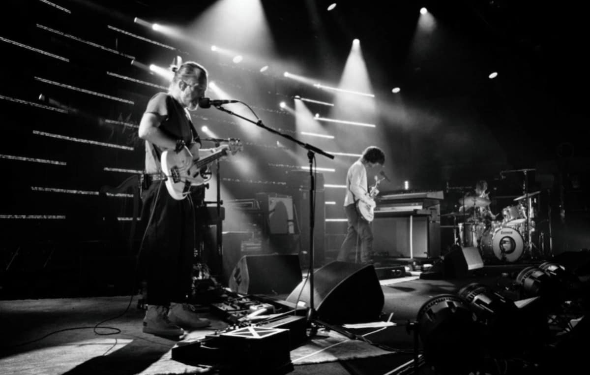 ザ・スマイル、新たなライヴEPをアナログ盤限定でリリースすることを