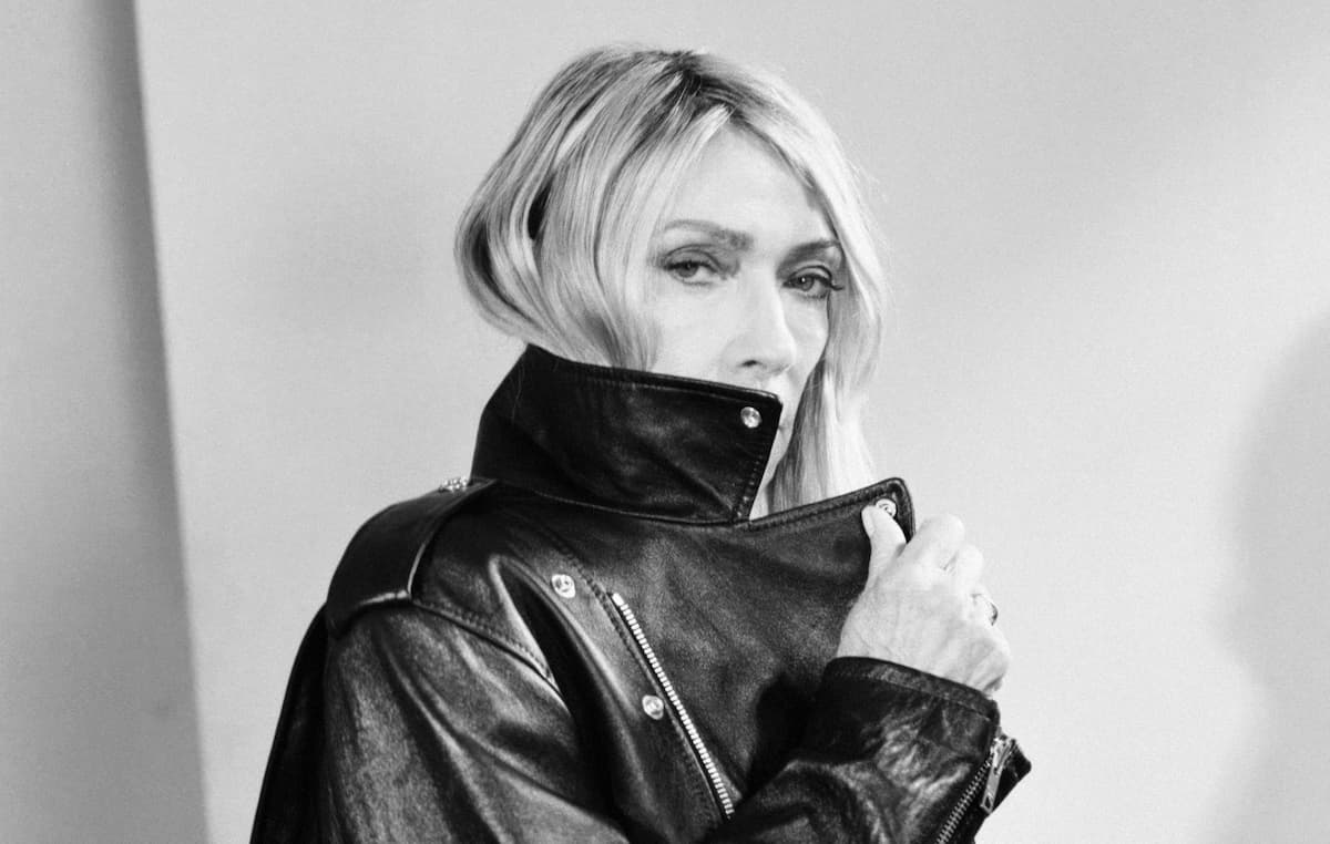 キム・ゴードン、2作目となるソロ・アルバムのリリースを発表&“Bye Bye”がビデオと共に公開 NME Japan