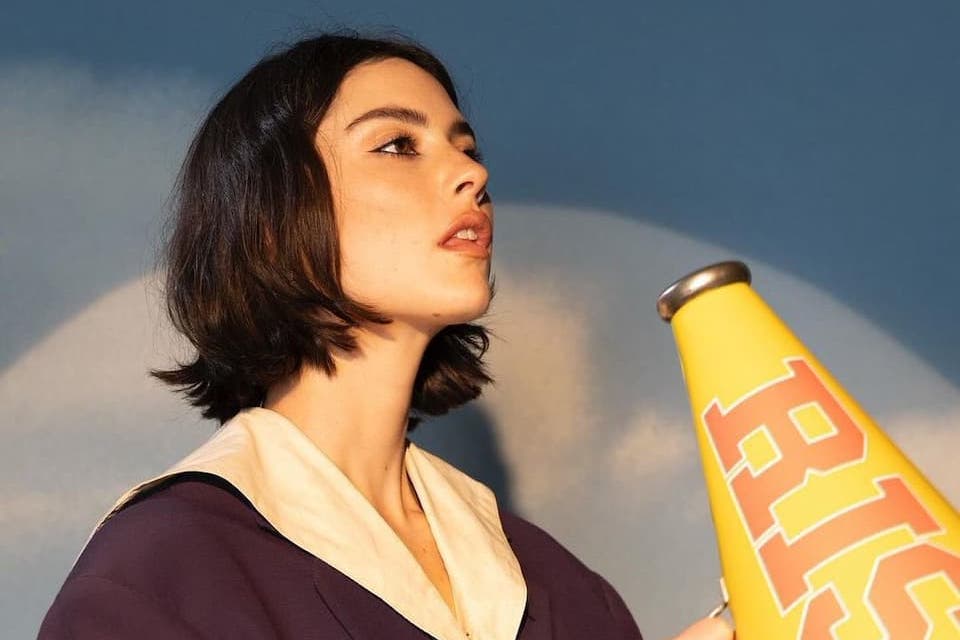 グレイシー・エイブラムス、米TV番組で最新シングル“Risk”を披露した