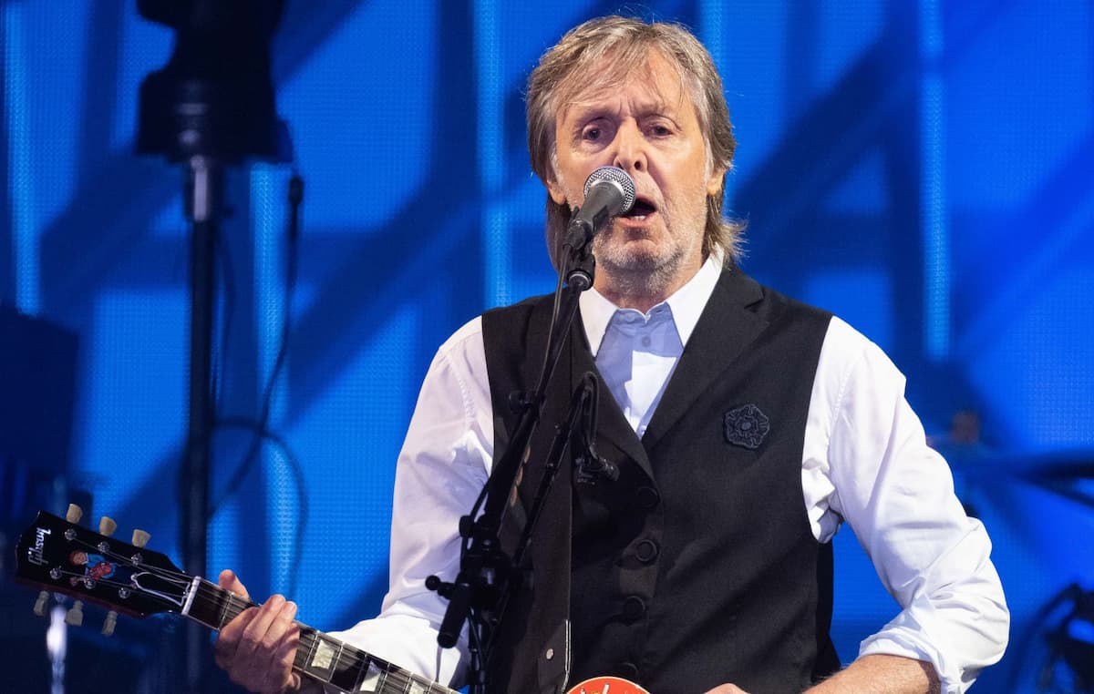 Paul-Mccartney-live2000x1270-1.jpg
