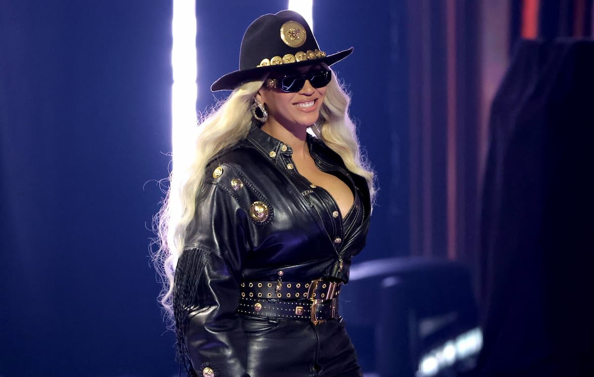 ビヨンセ、米『ビルボード』誌が選ぶ21世紀最高のポップスターに選出