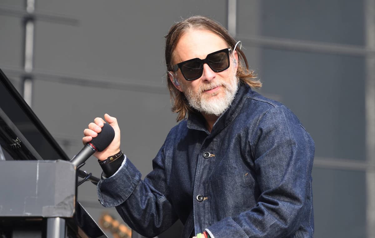 トムヨーク THOM YORKE 2024 パーカー フーディー M ブラック 未使用