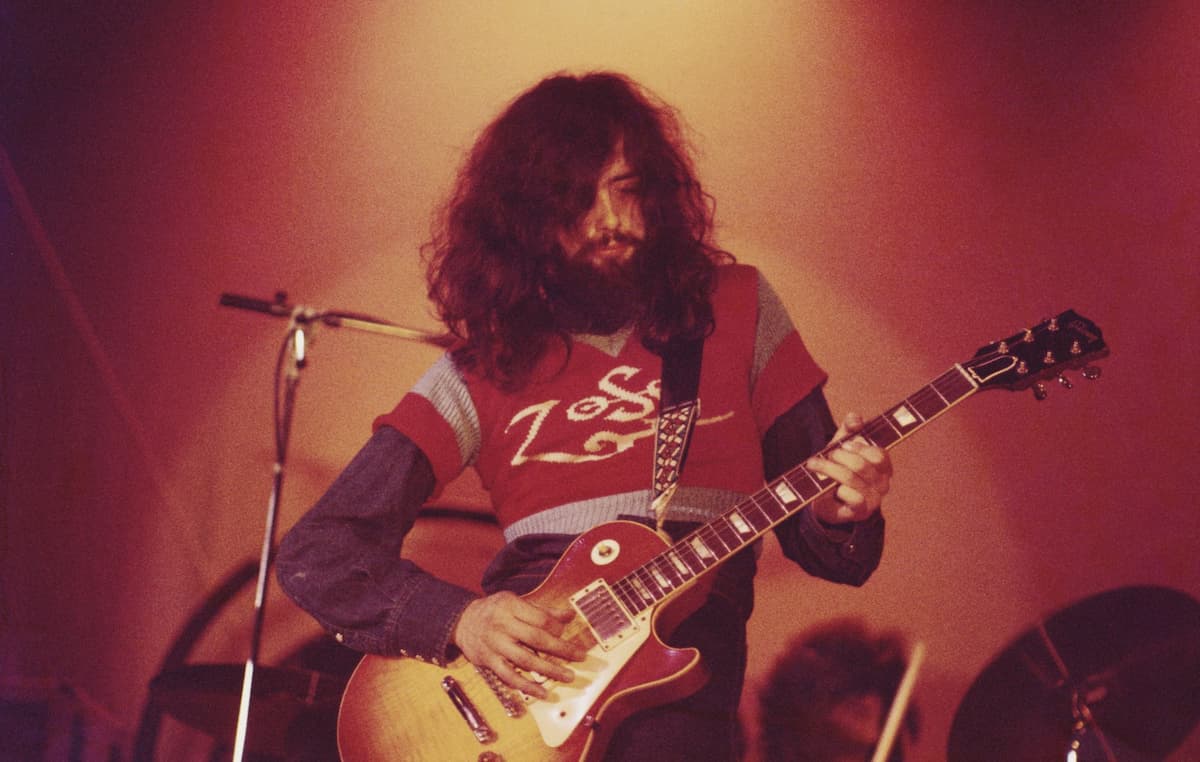 jimmy-Page2000x1270-1.jpg