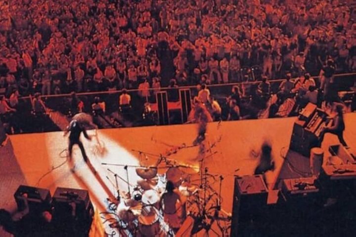 【2025最新！】ライヴ・イン・ジャパン [スーパー・デラックス] Dパープル Amazon.co.jp: 【Amazon.co.jp限定】ライヴ・イン・ジャパン