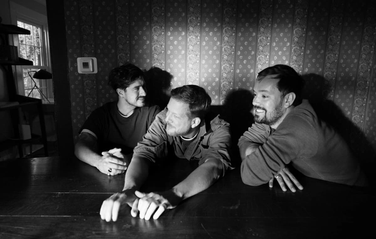 マムフォード・アンド・サンズ、グレイシー・エイブラムスの“I