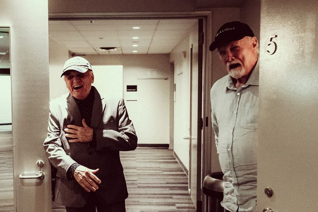 ブルース・ジョンストン、ビーチ・ボーイズのツアーから離れることを