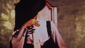 プリンス、没後10年に際して“With This Tear”の未発表音源がアーカイヴよりリリース | NME Japan