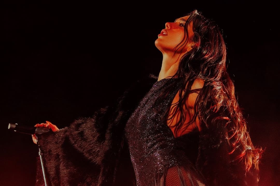 Dua Lipa Releases Full Concert Video and Live Album of Mexico Performance